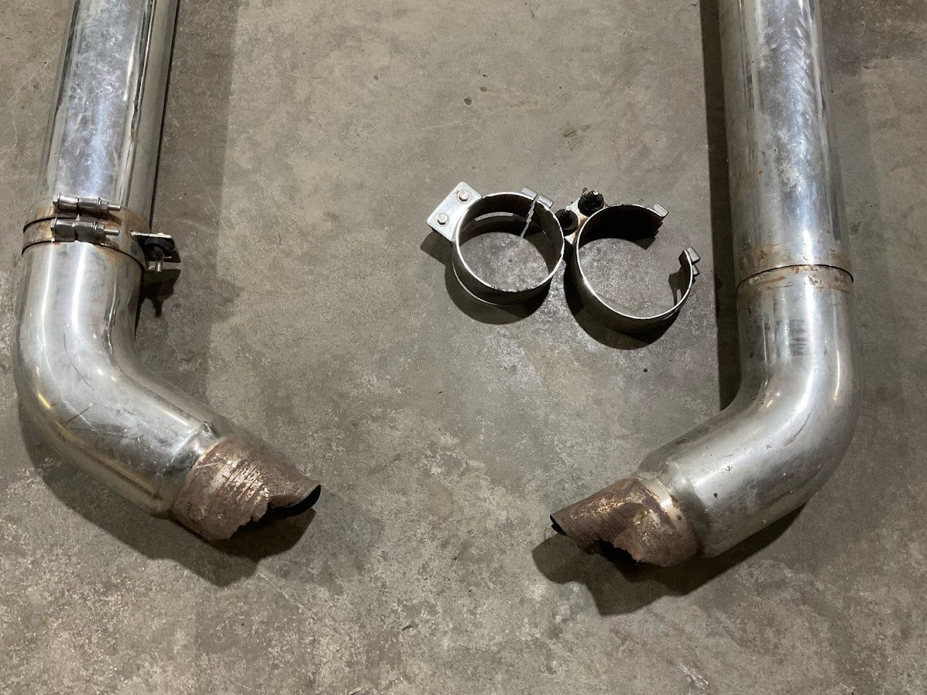 USED 11FT LONG X 6 INCH SEMI TRUCK FULL EXHAUST STACKS (BULL HORN)