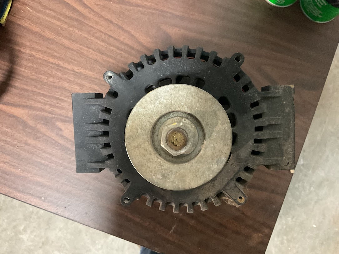 GENUINE OEM INTERNATIONAL / LEECE NEVILLE 240 VOLT ALTERNATOR 4022171C92