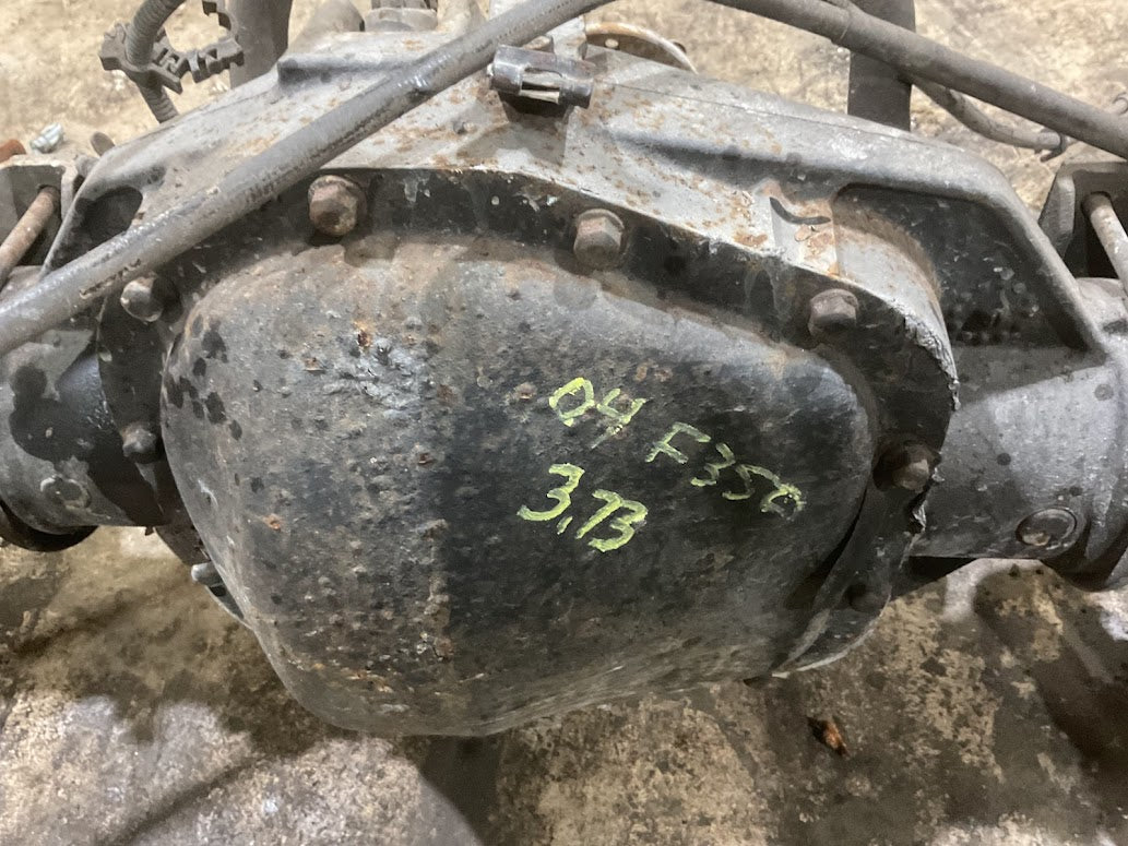 99-2004 FORD F250 F350 COMPLETE REAR AXLE 3.73 GEAR