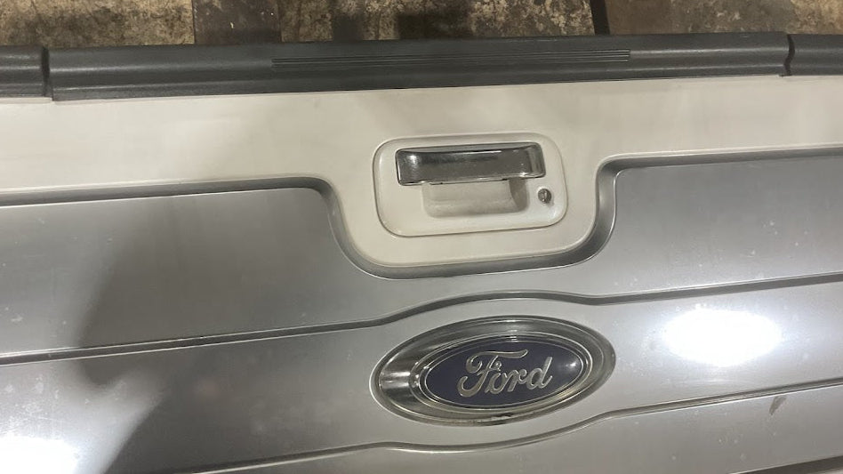 2011-2016 FORD F250 F350 F450 PLATINUM TAILGATE COLOR CODE UG