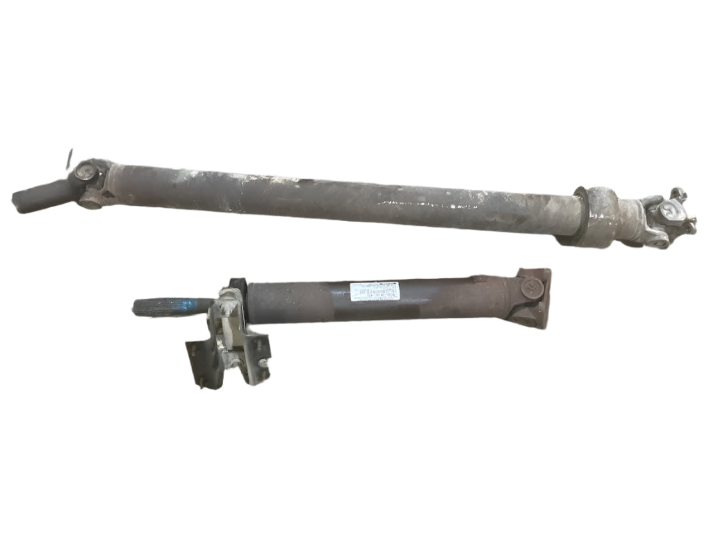 11-2016 FORD F350 2 PIECE DRIVE SHAFT BC34-4K145-KTF 4 DOOR LONG BED 172" WB