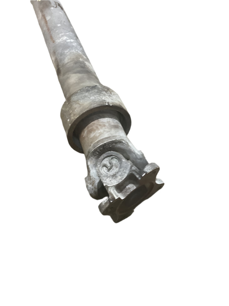 11-2016 FORD F350 2 PIECE DRIVE SHAFT BC34-4K145-KTF 4 DOOR LONG BED 172" WB