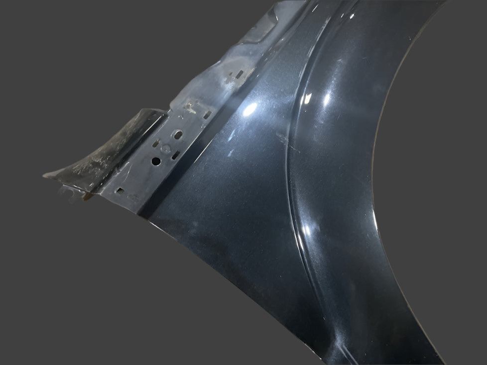 2011-2016 FORD F250 F350 F450 F550 RIGHT FRONT FENDER TUXEDO BLACK (UH)