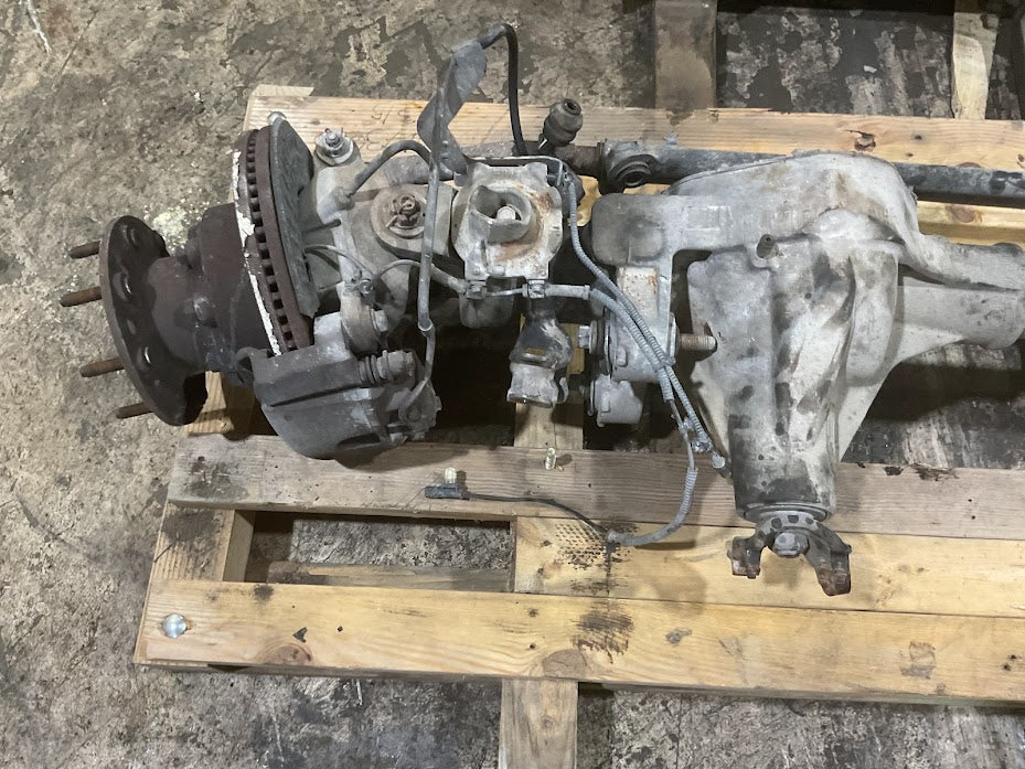 2011-2016 FORD F350 4X4 DUALLY PICKUP 3.73 FRONT AXLE