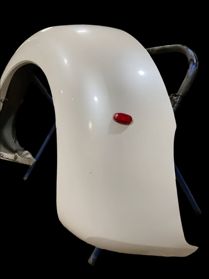 2011-2016 FORD F350 F450 DUALLY LEFT REAR DUALLY FLARE/BEDSIDE COLOR CODE UG (PEARL WHITE)