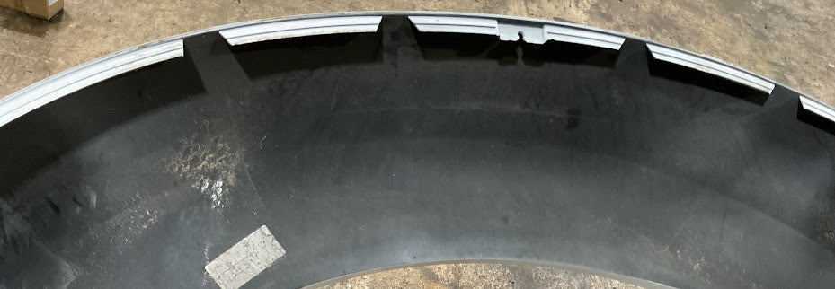 2011-2016 FORD F350 F450 DUALLY LEFT REAR DUALLY FLARE/BEDSIDE COLOR CODE UG (PEARL WHITE)