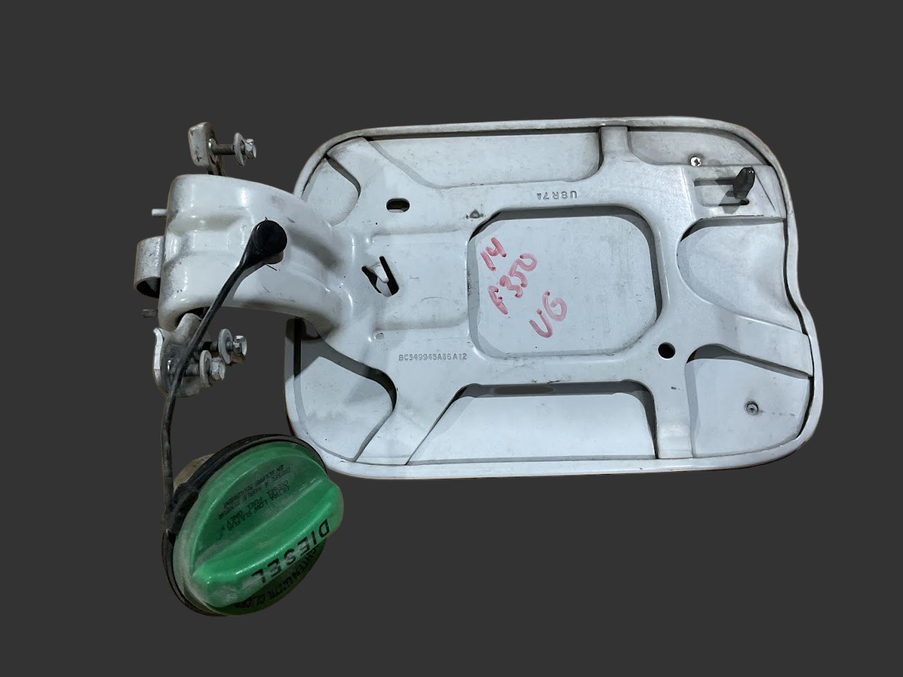 11-2016 FORD F250 F350 F450 FUEL DOOR COLOR (UG) OEM