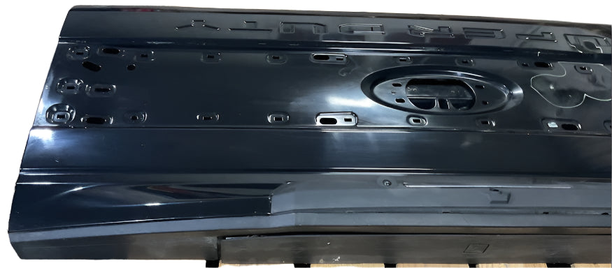 2017-2019 FORD F250 F350 F450 PLATINUM TAILGATE WITH STEP Agate Black Metallic