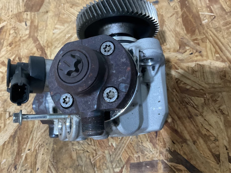 2015-2019 FORD 6.7 POWERSTROKE INJECTION PUMP BC3Q-9B395-CB