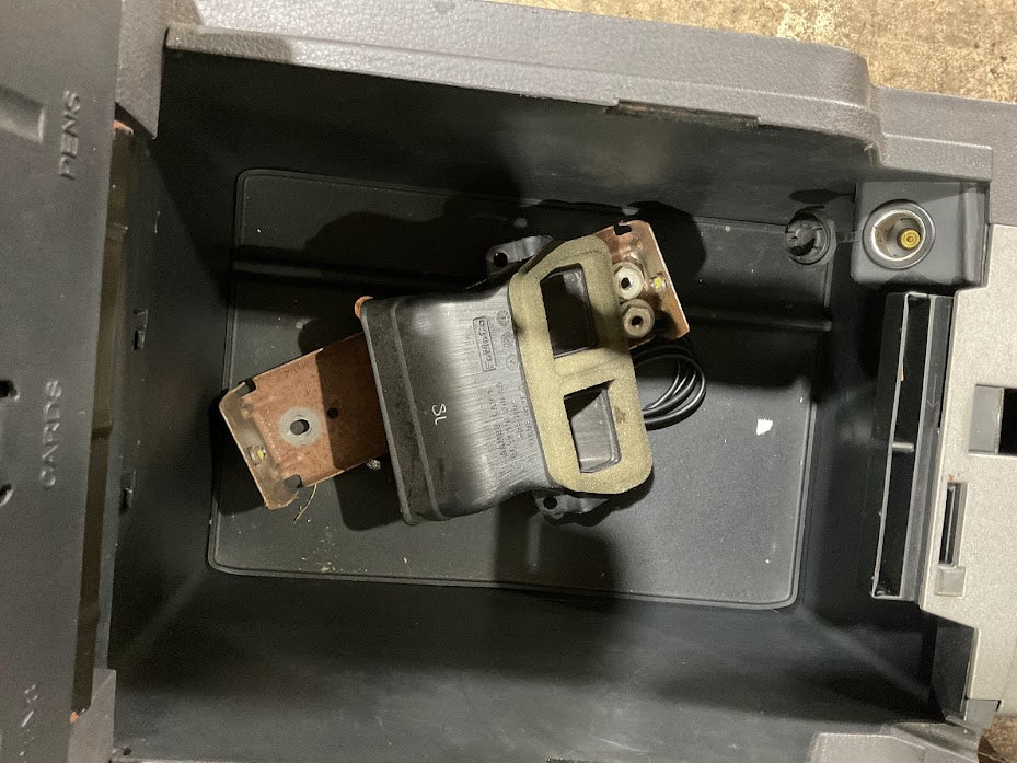 2011-2016 Ford F350 F450 F550 FULL CENTER CONSOLE BLACK LEATHER