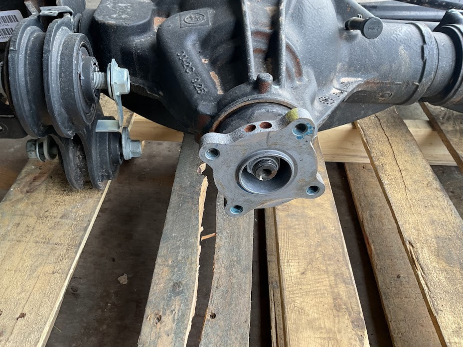 2024 RAM 2500 4X4 FRONT AXLE 3.73 GEAR RATIO 2K MILES