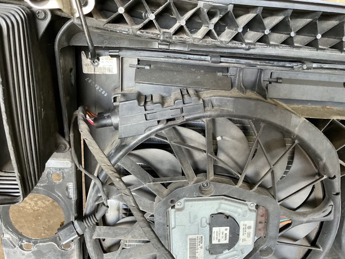 07-10 AUDI S8 Cooling System Complete OEM