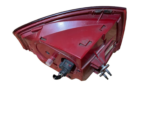 2008-2010 AUDI A8/S8 RIGHT OUTER TAIL LIGHT 4E0-945-096 J