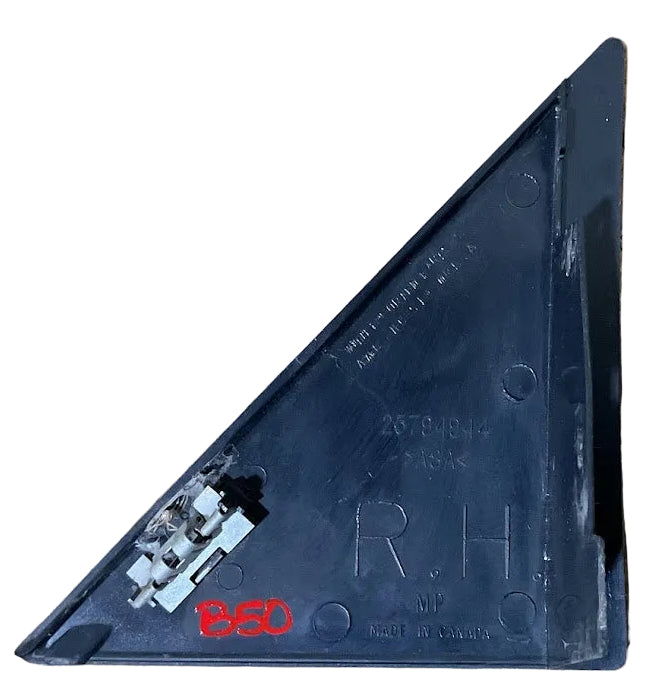 96-25 Chevrolet Express &GMC Savana Passenger Right Side Windshield Frame Applique Used OEM P#25794944