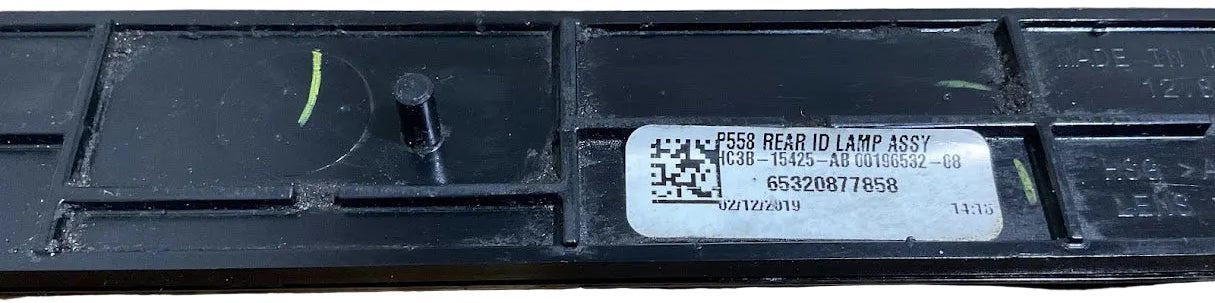 17-25 Ford F-250/F-350/F-4450 Center Rear Red Marker Lamp OEM USED P# HC3B-15425-AB