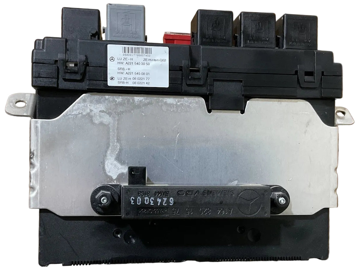 2007-2009 Mercedes S550 Rear Trunk Fuse Box USED OEM W/ Keyless Entry Sensor Module P# A221 540 30 50