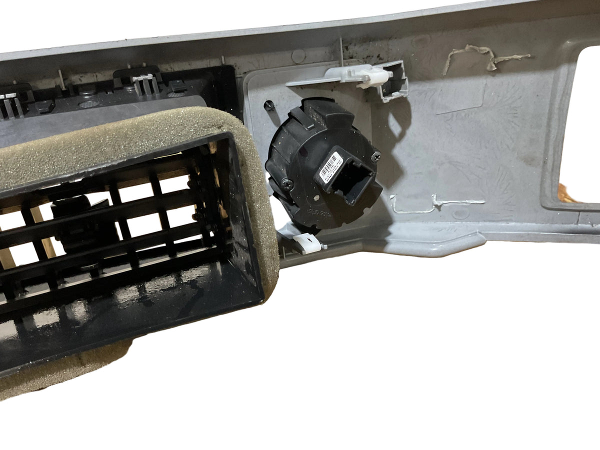 2015-2020 Ford F-150 Center Dash AC Vent W/ 4X4 Control USED OEM