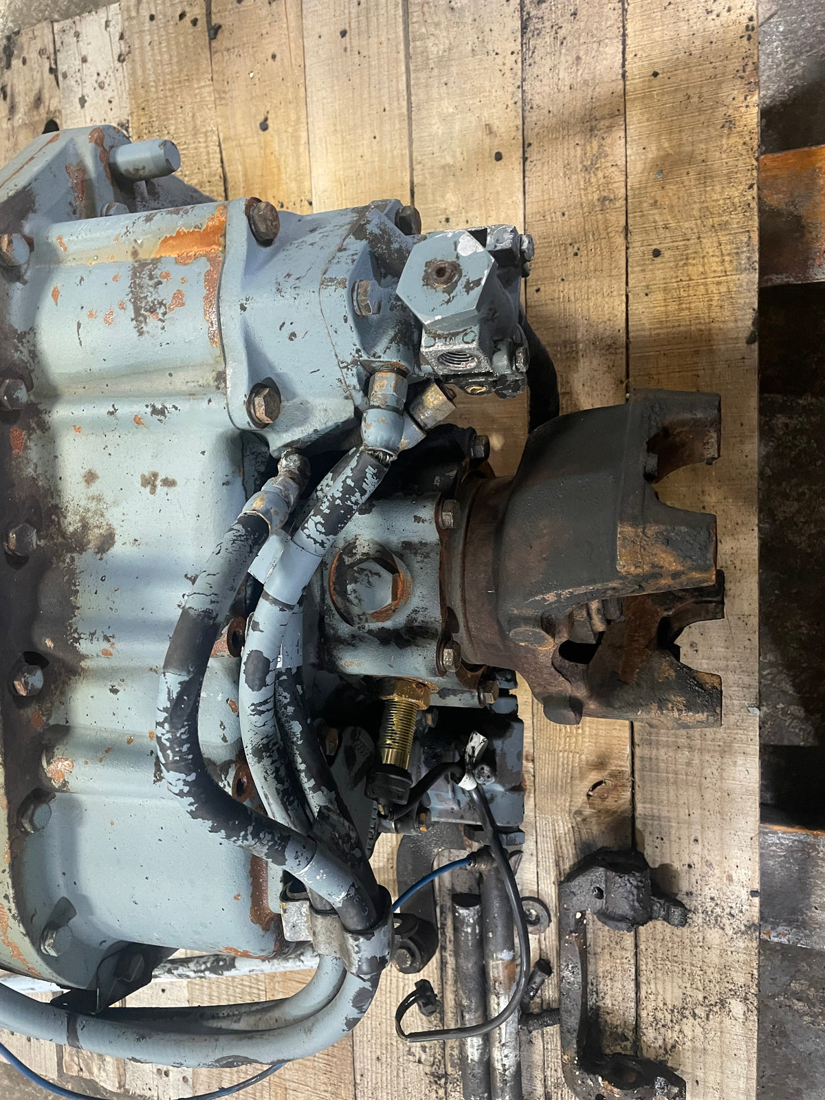 Eaton 13 Speed Roadranger RTLO-16713A USED