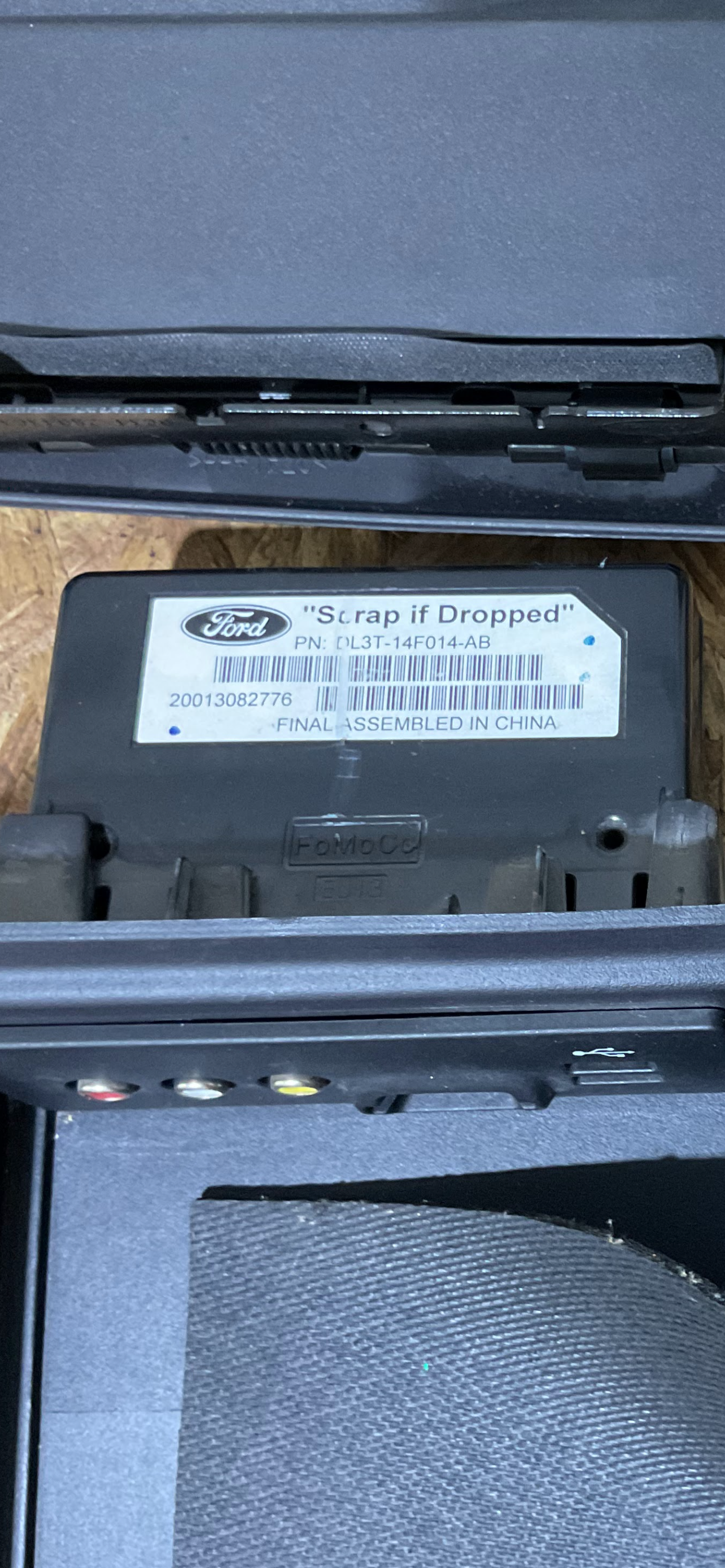 11-16 Ford F-250/350 Center, Dash Compartment Tray Panel W/ Speaker P#DC34-25045P64-A USED OEM