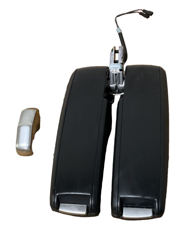 04-09 AUDI S8 USED Front Console W/Black Leather OEM