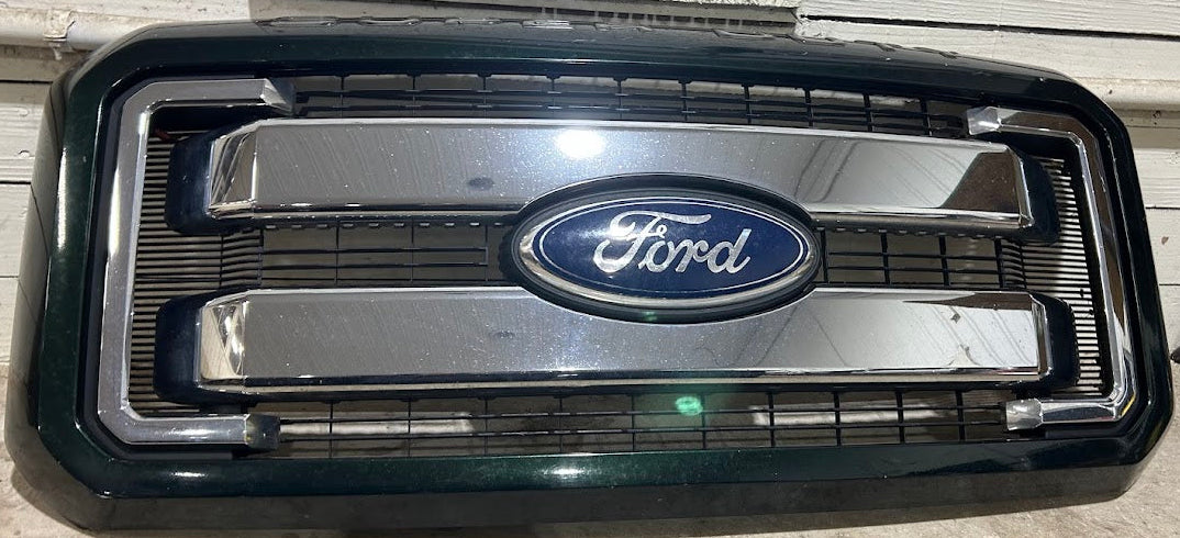 11-16 Ford F-250/F-350 / F-450 Grill King Ranch USED OEM