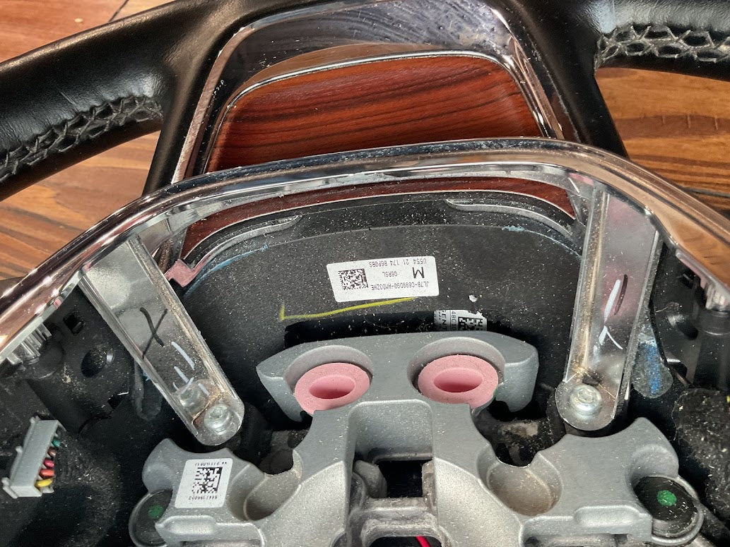 2018-2023 LINCOLN NAVIGATOR STEERING WHEEL