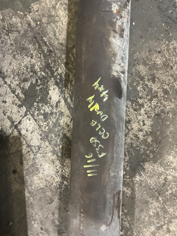11-2016 FORD F350 2 PIECE DRIVE SHAFT BC34-4K145-KTF 4 DOOR LONG BED 172" WB