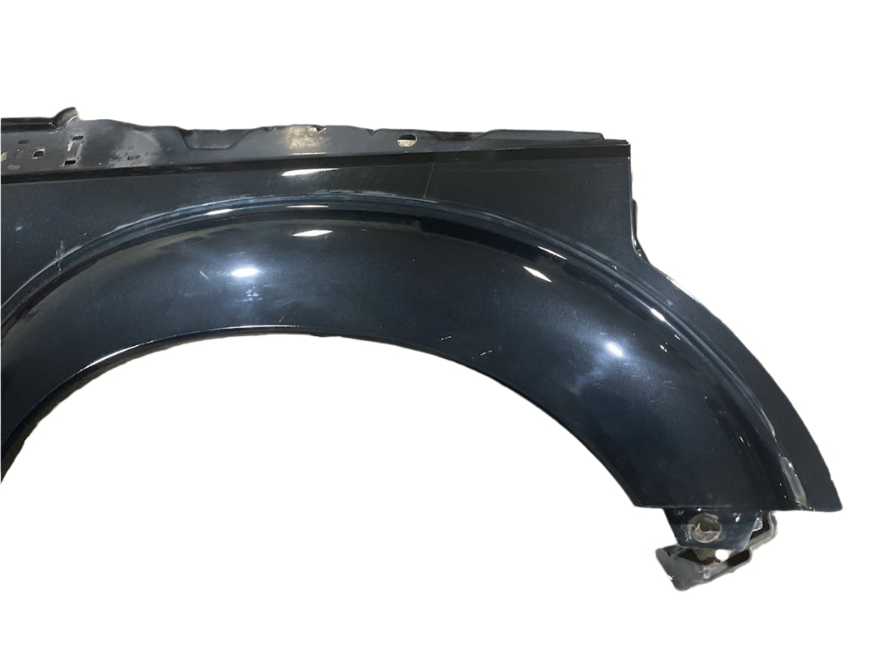 2011-2016 FORD F250 F350 F450 F550 RIGHT FRONT FENDER TUXEDO BLACK (UH)