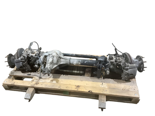 2011-2016 FORD F350 4X4 DUALLY PICKUP 3.73 FRONT AXLE
