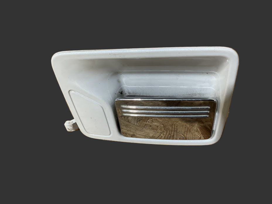 2011-2016 FORD F250 F350 F450 LEFT REAR PLATINUM DOOR HANDLE (UG) COLOR 7C34-3626601