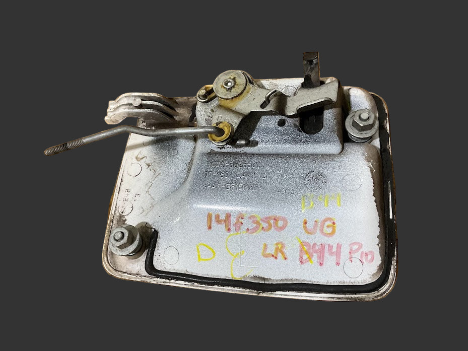 2011-2016 FORD F250 F350 F450 LEFT REAR PLATINUM DOOR HANDLE (UG) COLOR 7C34-3626601