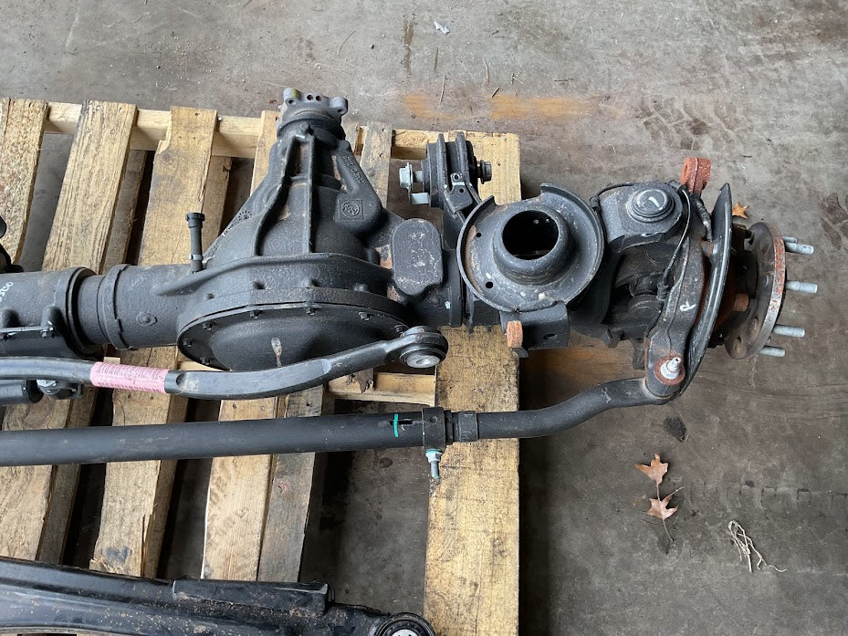2024 RAM 2500 4X4 FRONT AXLE 3.73 GEAR RATIO 2K MILES