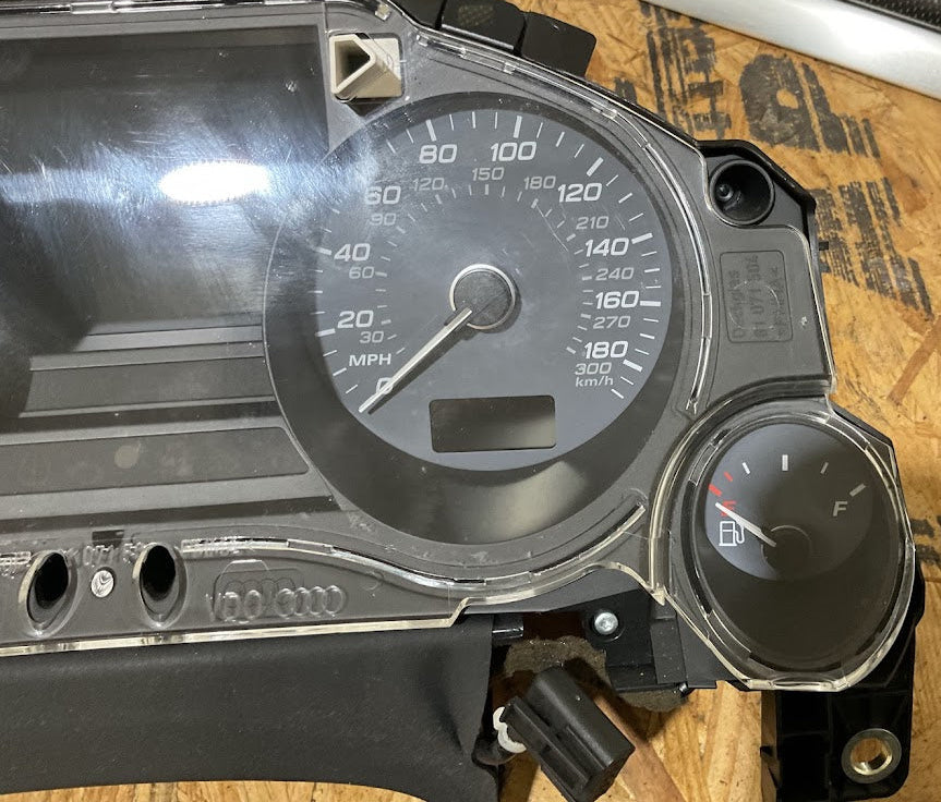 2007-2010 AUDI S8 CLUSTER WITH ADAPTIVE CRUISE 4E0 920 982 G