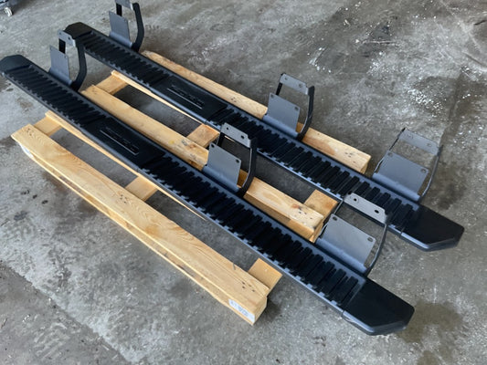 2017 FORD F150 F350 F350 F40 F550 SUPERDUTY OEM RUNNING BOARDS/STEP