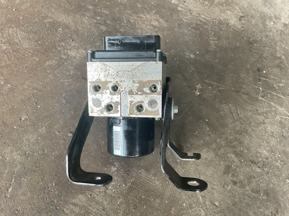 2004-2007 USED Ford F250 F350 ABS Anti Lock Brake Pump & Module 6C34-2C346-AA