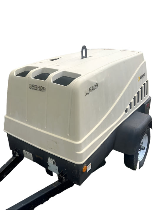 LATE MODEL Doosan C185 diesel 185cfm mobile air compressor NEEDS ENGINE WORK