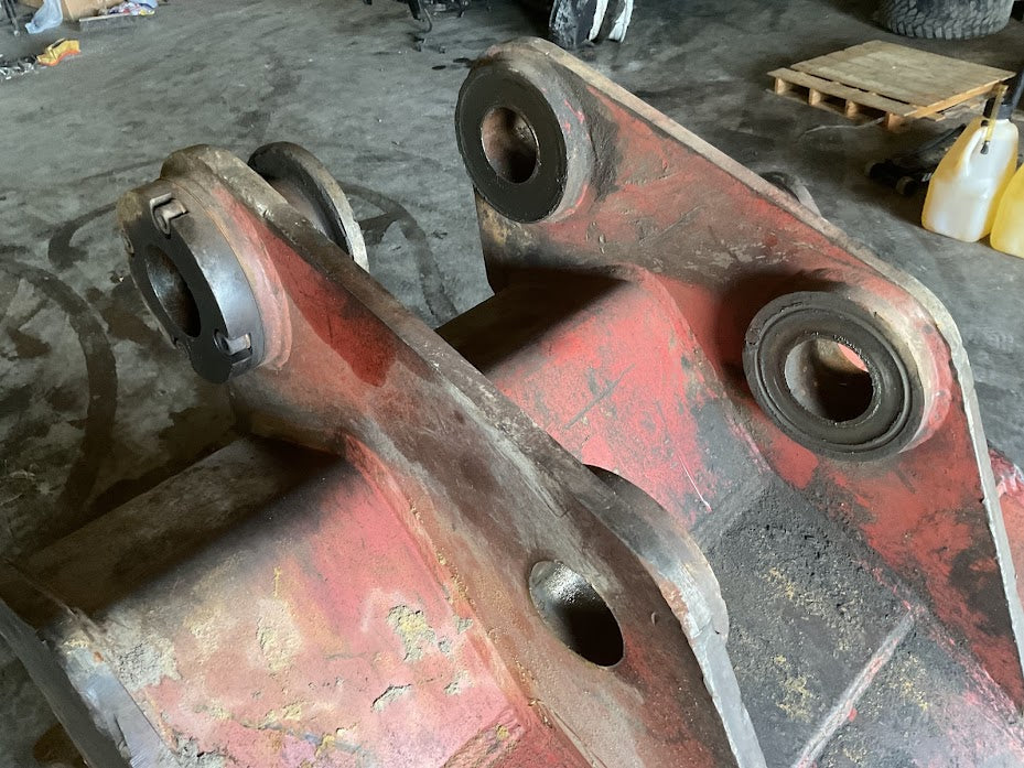 USED ESCO EXCAVATOR 40 INCH BUCKET REMOVED FROM A LINK BELT 3400