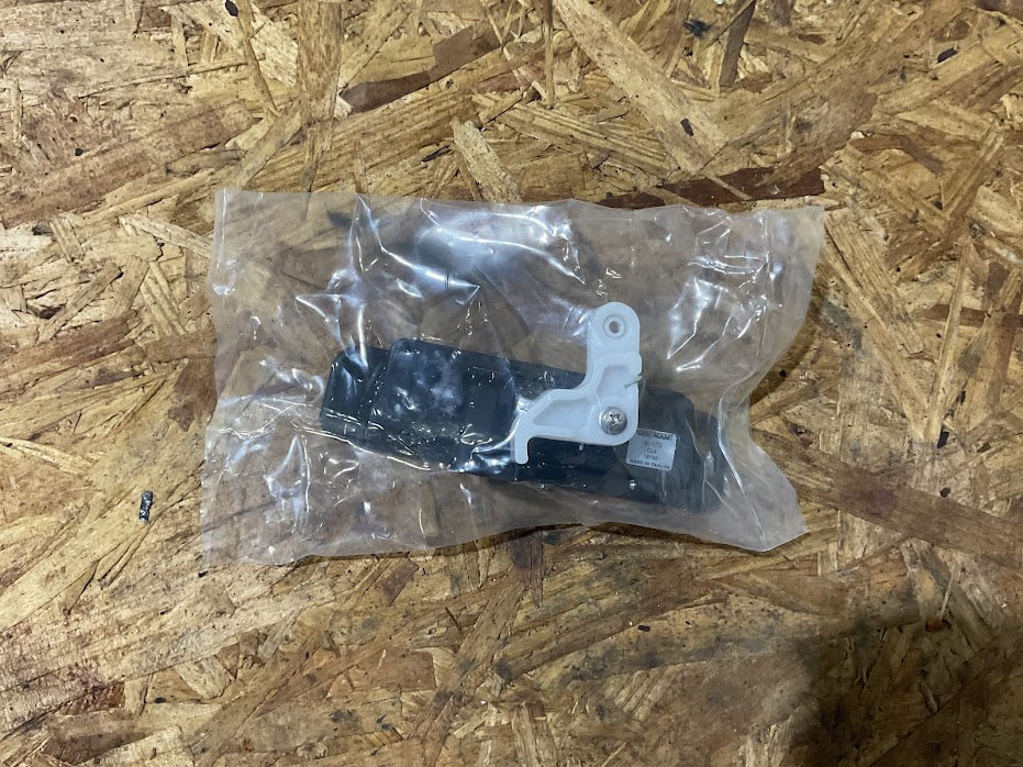 NAPA Exterior Door Handle Front Left P#NOE 81352