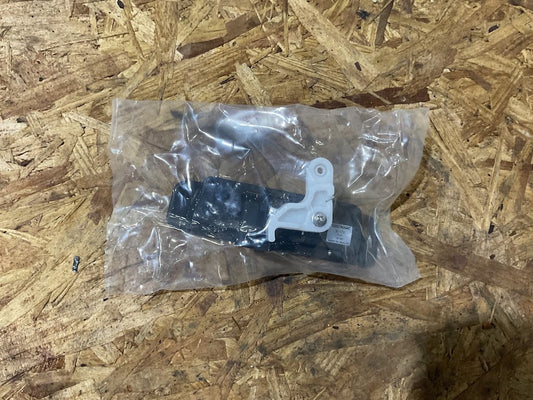 NAPA Exterior Door Handle Front Left P#NOE 81352