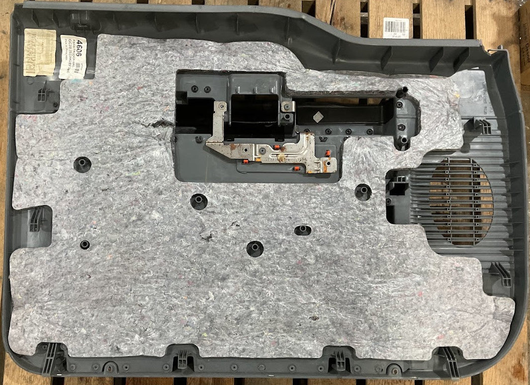 11-16 Ford F-250-750 Super Duty Interior Front Right Door Trim Panel OEM USED P# GC3B 2523942 BF39MC