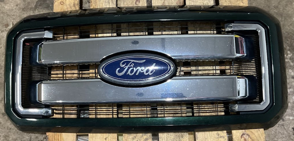 11-16 Ford F-250/F-350 / F-450 Grill King Ranch USED OEM