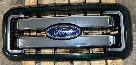 2011-2016 Ford F-250/F-350 / F-450 Grill King Ranch USED OEM