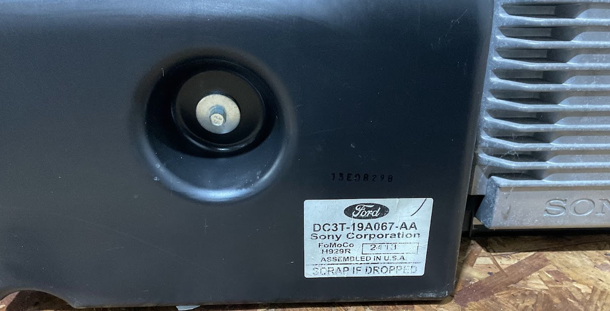 13-16 Ford F-250/F-350 Rear AMP SUBWOOFER W/SONY USED OEM P#DC3T-19A067-AA