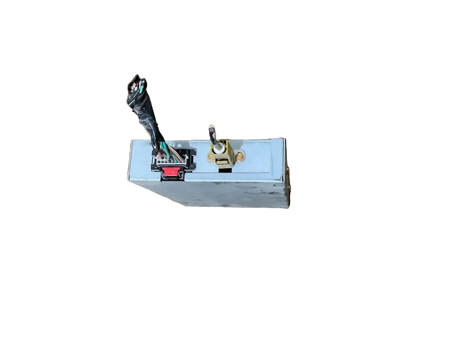 Chevrolet / GMC/ Cadillac/Buick  XM Satellite Radio Antenna Receiver Delphi Electronics USED OEM  P#20938347