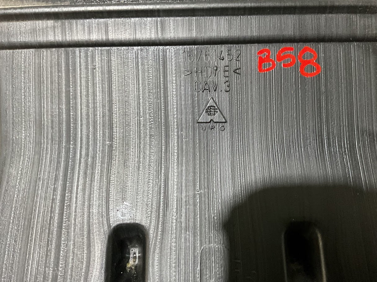 03-25 Chevrolet Express & GMC Savana Center Duct USED OEM P#15761452