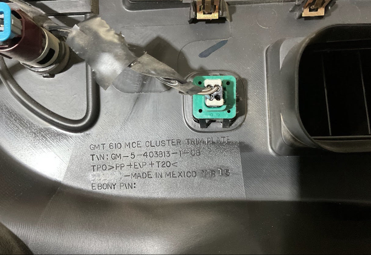 08-24 Chevrolet Express & GMC Savana Van Dash Speedometer Instrument Cluster Panel Bezel Black USED OEM P#23322270