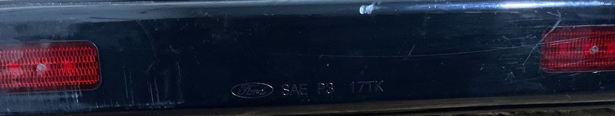 17-25 Ford F-250/F-350/F-4450 Center Rear Red Marker Lamp OEM USED P# HC3B-15425-AB