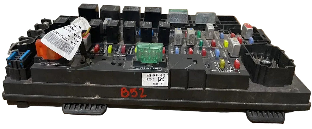 Freightliner Columbia, Century, 122SD PDM Main Power Module  USED P# A06-40944-000