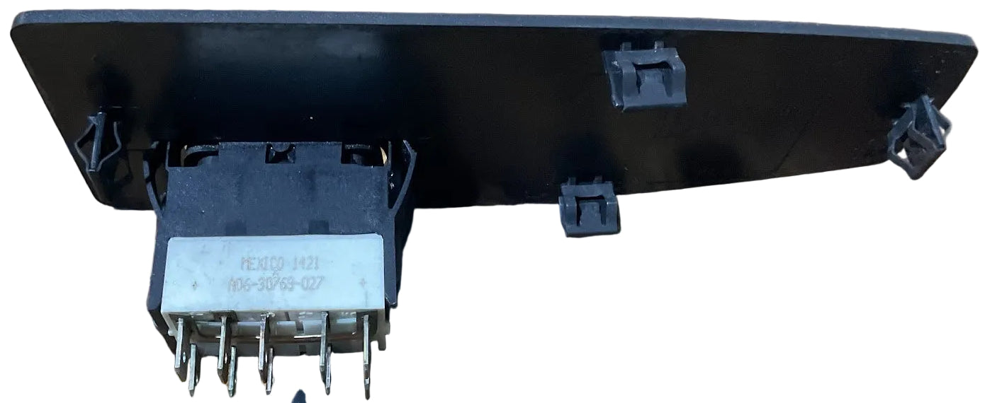 Freightliner Power window Switch USED P# 18-62974-301