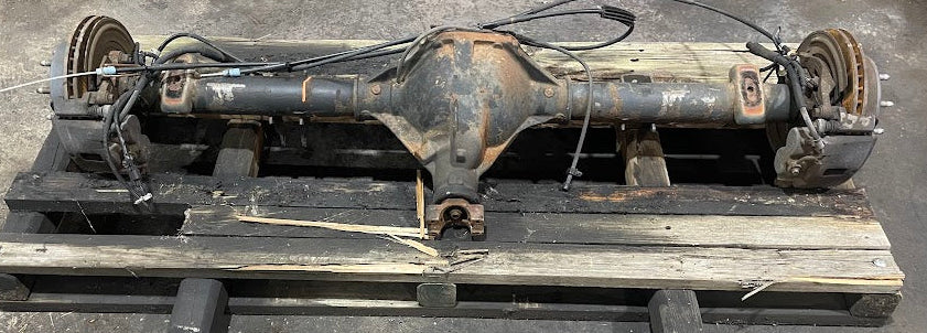 2010-2017 Chevrolet Express / GMC Savana 2500 3500 Rear Axle Assembly 3.42 GU6 9.5" OEM 126K
